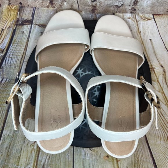 LOFT White Open Toe Adjustable Thick Ankle Straps Wood Style Block Heels 9 M - Picture 4 of 9